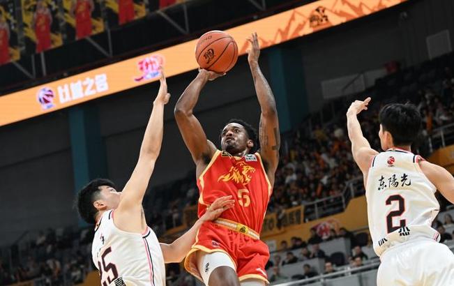 助攻, 塔克 助攻, 塔克