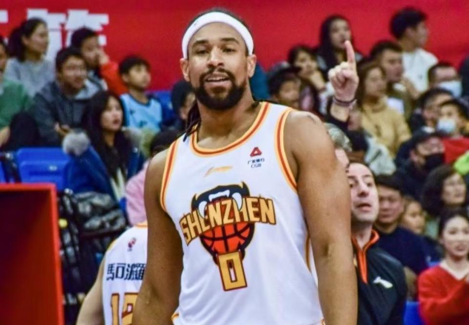 充一名轮换, 盟已为后场