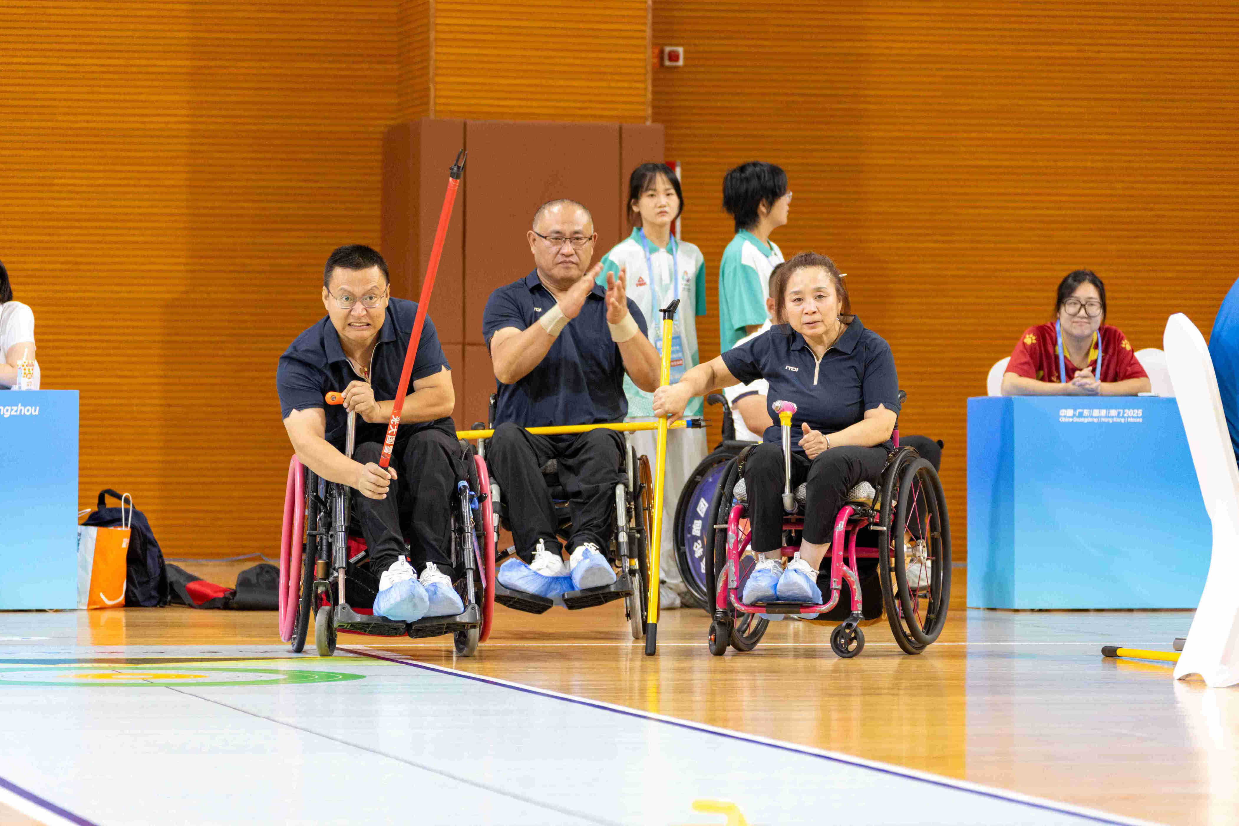 演绎这首感, CMc