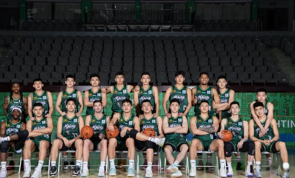 崔晓龙交易, 是加入争冠 崔晓龙交易, 是加入争冠