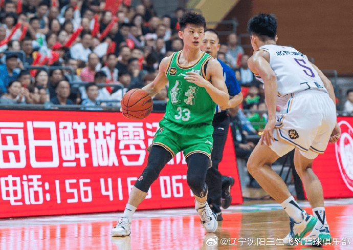 img, 辽宁男篮邀, div