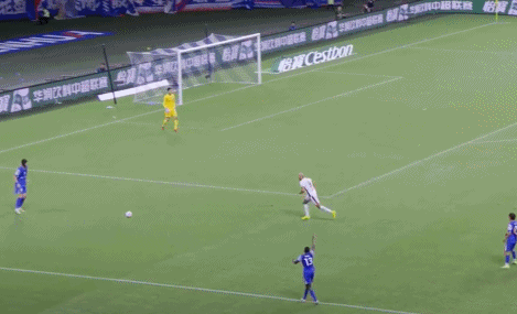 争冠形势急, LKwAA, 斯卢茨基的