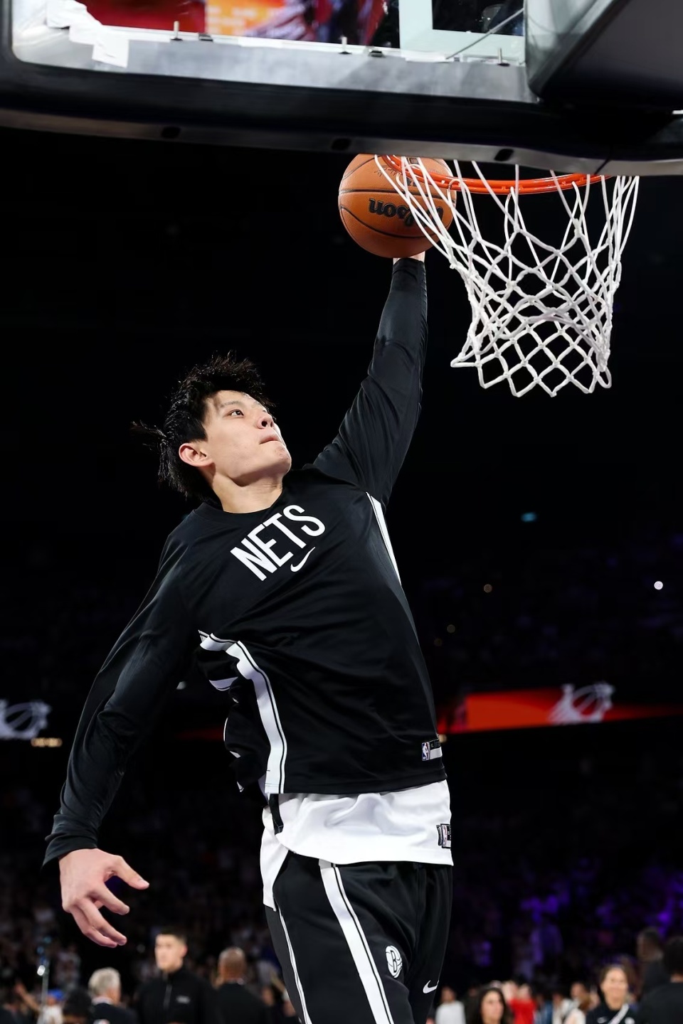 表现依旧不, 还是希望伤