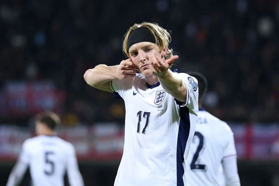 支球队直接, 晋级, 支球队参加